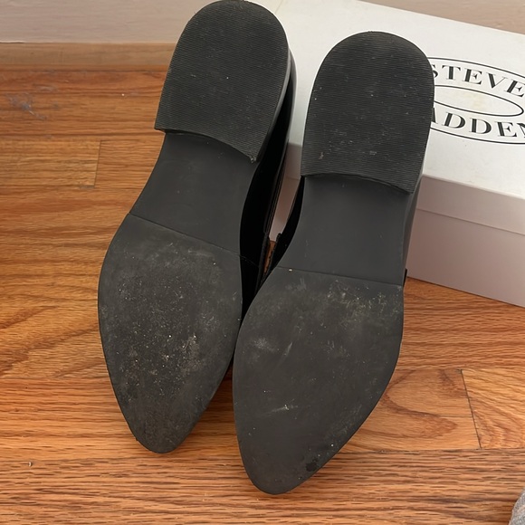 Steve Madden Pointed Toe Penny Loafer size 7 - Picture 5 of 6